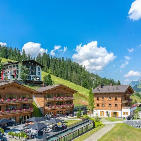 Flats Baerlerhof, Apartment Konigsleiten