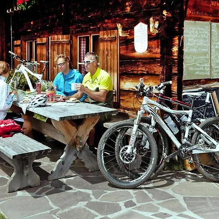 Flats Baerlerhof, Apartman Königsleiten